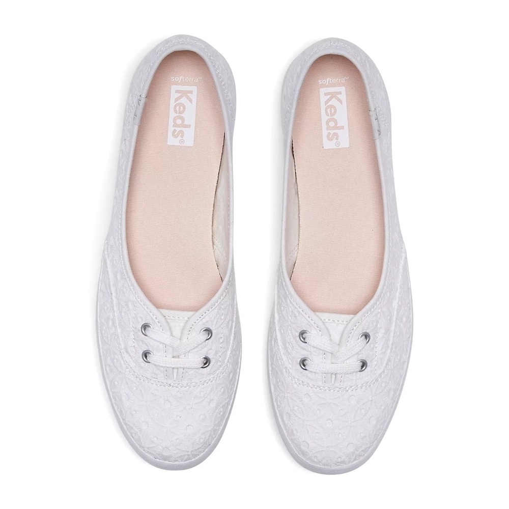 NIB$60 Keds sz 5 The Mini Eyelet Canvas Slip On